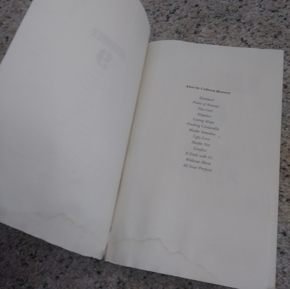 Collen Hoover November 9 book - Picture 2 of 4
